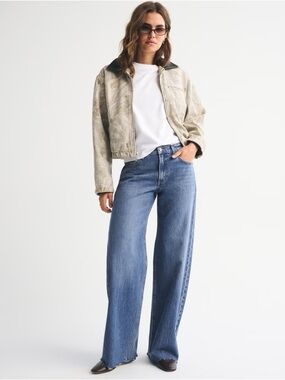 Abercrombie & Fitch Low Rise Ultra Loose Jean Medium Wash